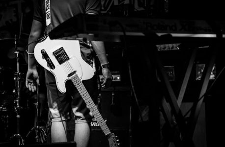 telecaster string guide