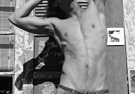 naked and famous jeans fit guide